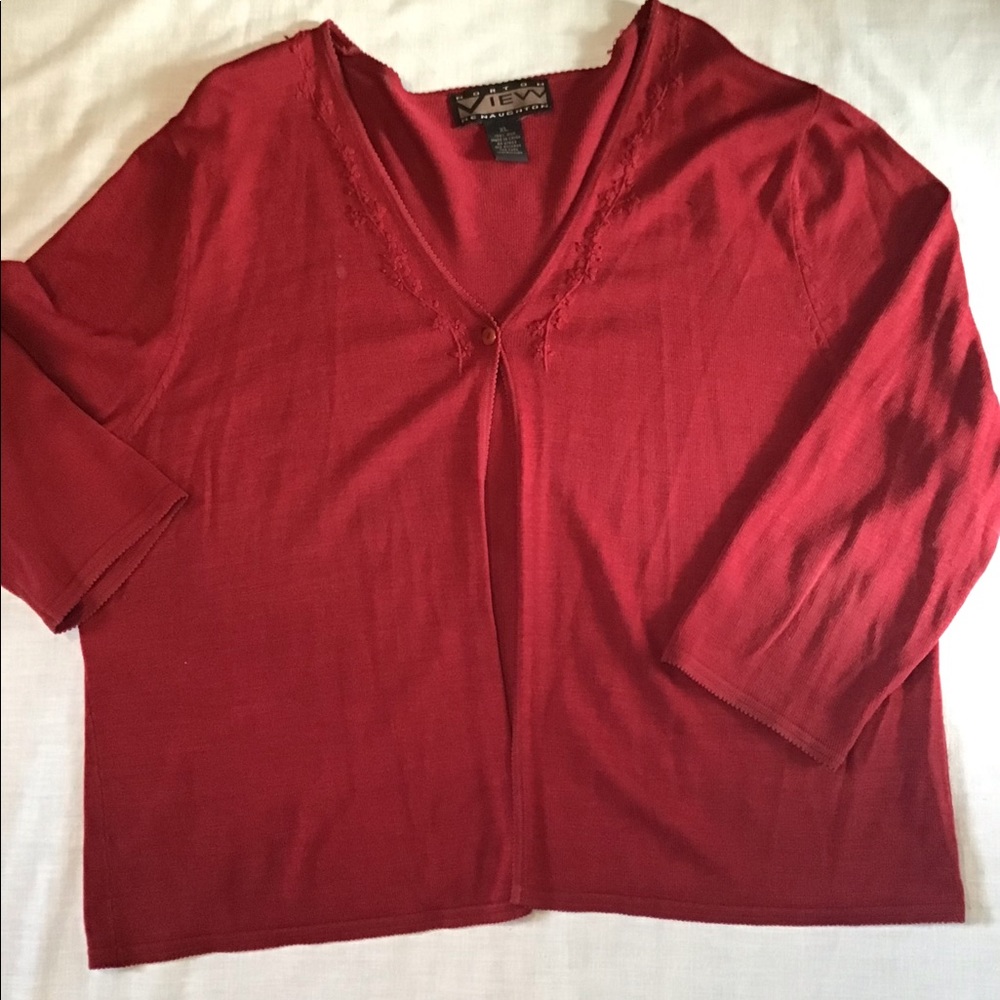 Women’s size XL Norton view Mcnaughton red v neck sweater